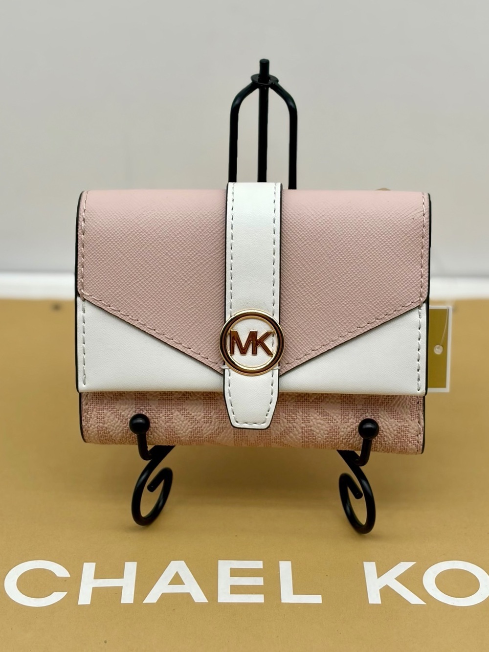 Michael Kors Blush Pink and White MK Signature Compact Wallet - Picture 12 of 16